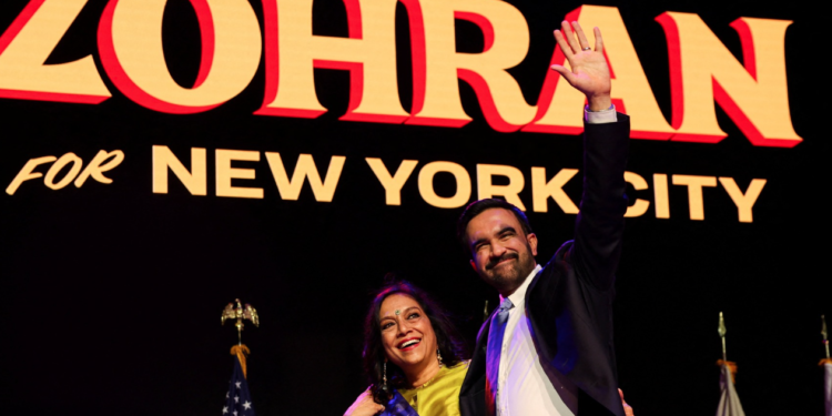 Victoria histórica del socialista Zohran Mamdani como alcalde de Nueva York sacude el panorama político de EEUU